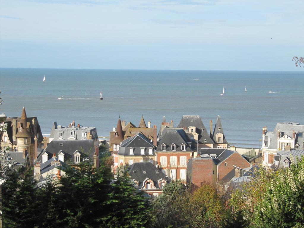 La Regina Appartement Trouville-sur-Mer Kamer foto
